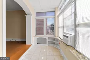 6040 Lawndale Ave, Philadelphia, PA 19111 - Photo 2