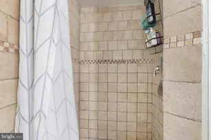 348 S 16th St, Philadelphia, PA 19102 - Photo 18