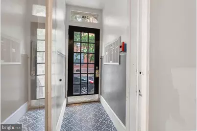 348 S 16th Street, Philadelphia, PA 19102 - Photo 2