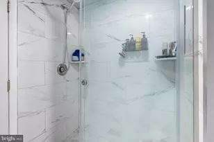 348 S 16th St, Philadelphia, PA 19102 - Photo 8