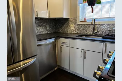 2423 W Seybert Street, Philadelphia, PA 19121 - Photo 8