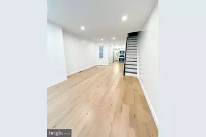 2070 E Lippincott Street, Philadelphia, PA 19134 - Photo 2