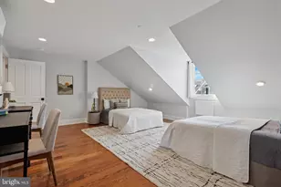 1215 Spruce St, Philadelphia, PA 19107 - Photo 24