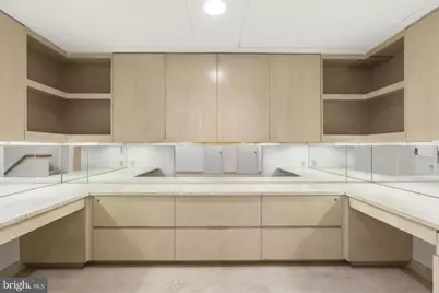 2301 Cherry Street #5F, Philadelphia, PA 19103 - Photo 6