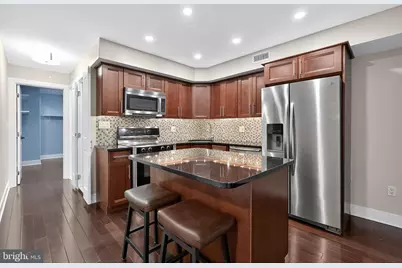 1522 Race Street #3, Philadelphia, PA 19102 - Photo 4