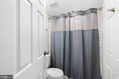 528 Manning Walk #7, Philadelphia, PA 19106 - Photo 32