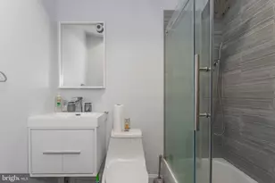 1629 Wallace St, Philadelphia, PA 19130 - Photo 18