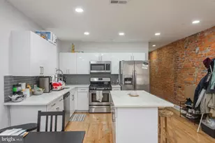 1629 Wallace St, Philadelphia, PA 19130 - Photo 1