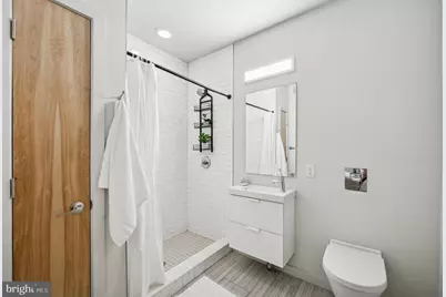 1800 S 16th Street #B, Philadelphia, PA 19145 - Photo 22