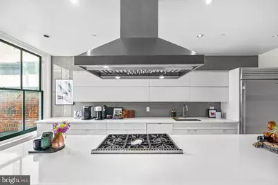 1606 Chestnut Street #4, Philadelphia, PA 19103 - Photo 4