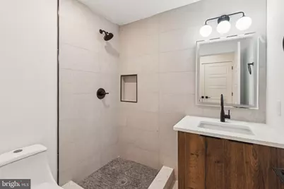 1214 E Susquehanna Avenue #B, Philadelphia, PA 19125 - Photo 14