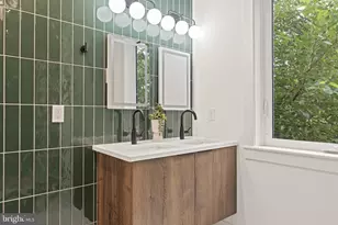 1214 E Susquehanna Ave, Philadelphia, PA 19125 - Photo 18