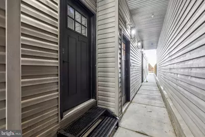 1214 E Susquehanna Avenue #D, Philadelphia, PA 19125 - Photo 4