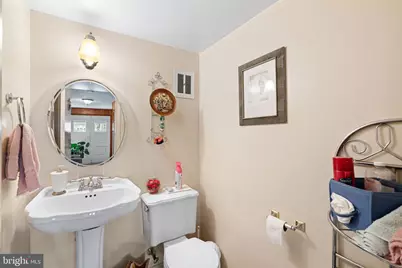 9812 Ferndale Street, Philadelphia, PA 19115 - Photo 20