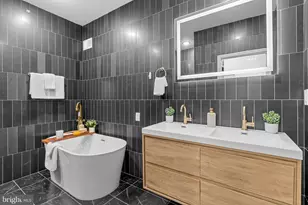 107 Ellsworth St, Philadelphia, PA 19147 - Photo 36