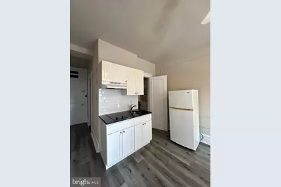 1324 Locust Street #1422, Philadelphia, PA 19107 - Photo 6