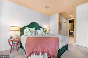 136 N 22nd St, Philadelphia, PA 19103 - Photo 38