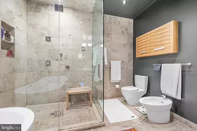 136 N 22nd Street, Philadelphia, PA 19103 - Photo 42