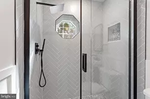 1507 W Thompson St, Philadelphia, PA 19121 - Photo 18