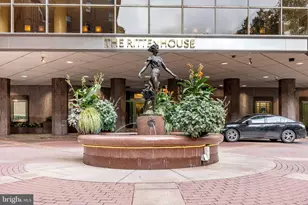 202 W Rittenhouse Square, Philadelphia, PA 19103 - Photo 2