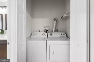 297 Hermitage St, Philadelphia, PA 19127 - Photo 18