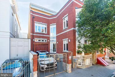 838 Lombard Street, Philadelphia, PA 19147 - Photo 2