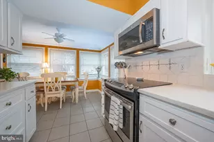 6323 Sherwood Rd, Philadelphia, PA 19151 - Photo 34