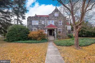 6323 Sherwood Rd, Philadelphia, PA 19151 - Photo 4