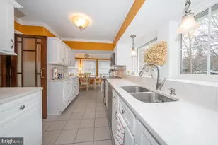 6323 Sherwood Rd, Philadelphia, PA 19151 - Photo 30