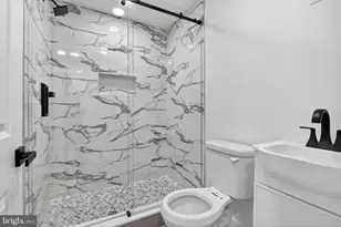 2250 E Cambria St, Philadelphia, PA 19134 - Photo 32