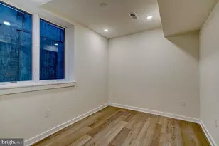 728 S 10th St, Philadelphia, PA 19147 - Photo 8