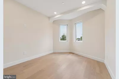 2440 E Harold Street, Philadelphia, PA 19125 - Photo 14