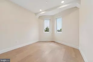 2440 E Harold St, Philadelphia, PA 19125 - Photo 14