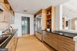 202 W Rittenhouse Square, Philadelphia, PA 19103 - Photo 12