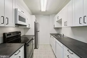 1420 Locust St, Philadelphia, PA 19102 - Photo 6