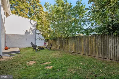 571 Shawmont Avenue, Philadelphia, PA 19128 - Photo 18