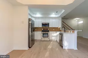 3217 Davinci Dr, Philadelphia, PA 19145 - Photo 12