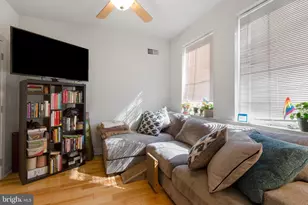 2302 Collins St, Philadelphia, PA 19125 - Photo 8