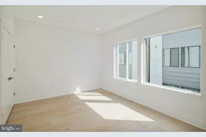 702 N Front Street #2, Philadelphia, PA 19123 - Photo 22
