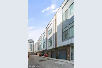 702 N Front Street #2, Philadelphia, PA 19123 - Photo 28