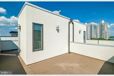 702 N Front Street #2, Philadelphia, PA 19123 - Photo 12