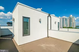 702 N Front St, Philadelphia, PA 19123 - Photo 12