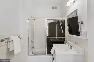 250 S 17th St, Philadelphia, PA 19103 - Photo 36