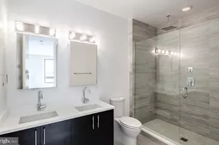 250 Poplar St, Philadelphia, PA 19123 - Photo 4