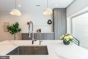 2058 E Susquehanna Ave, Philadelphia, PA 19125 - Photo 20