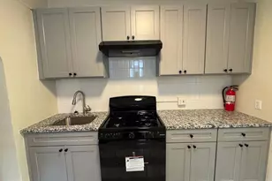 2815 N Ringgold St, Philadelphia, PA 19132 - Photo 2