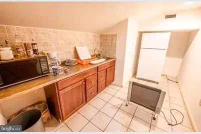 2708 Commerce Way #401, Philadelphia, PA 19154 - Photo 10