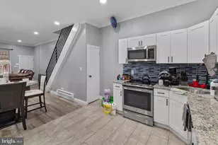 2401 N Hollywood St, Philadelphia, PA 19132 - Photo 8