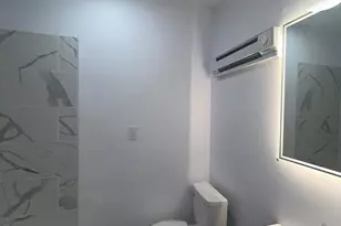 2025 N 32nd St, Philadelphia, PA 19121 - Photo 8