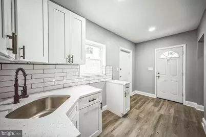 6037 Elmwood Avenue, Philadelphia, PA 19142 - Photo 4